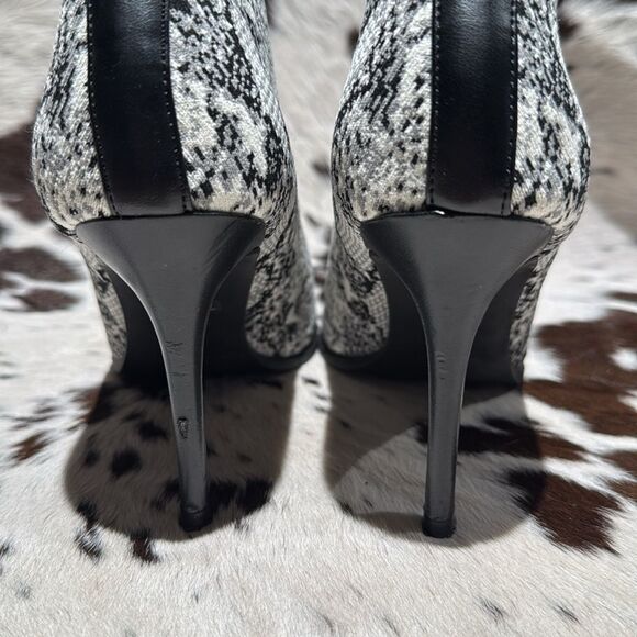 Steve Madden Ender Bootie Size 7.5 B12A - Picture 8 of 10